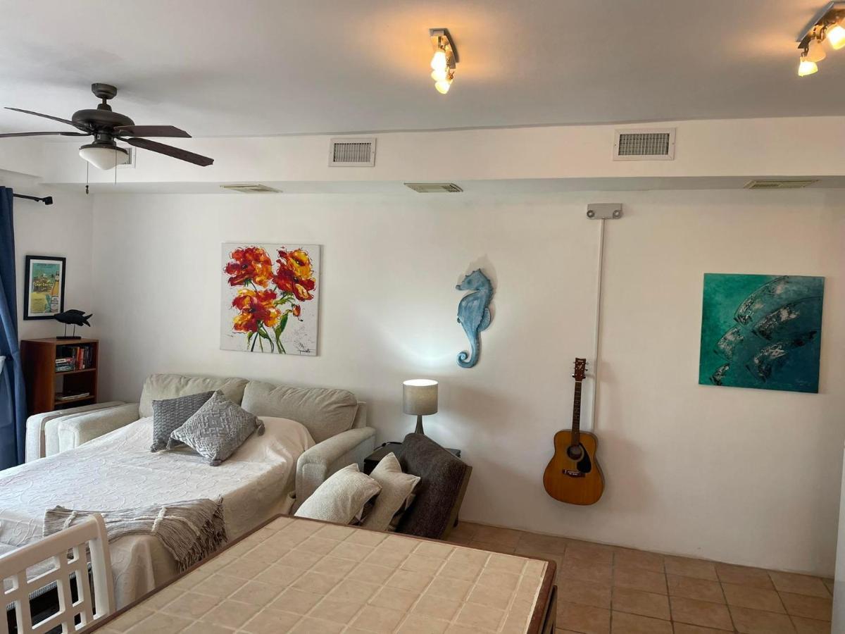 Seaside Villas Caye Caulker Buitenkant foto